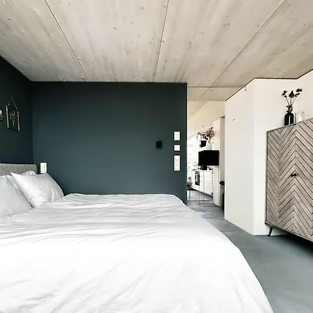 Architect's Penthouse With Rooftop In Kreuzberg Berlin