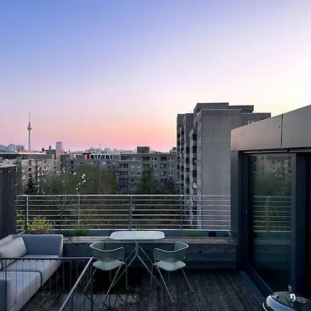 Apartment Architect's Penthouse With Rooftop In Kreuzberg